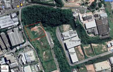 Imagem: O terreno possui 11.421m² de Área e está localizado em Jardim