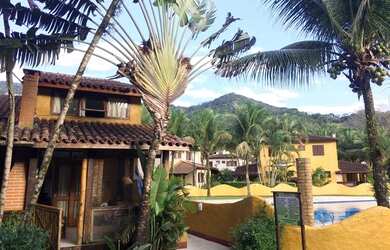 Imagem: A casa possui 2 Dormitórios, 3 Banheiros e 105m² de Área