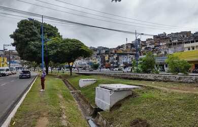 Imagem 9: Loja para Venda em Salvador, Avenida Vasco da Gama, 2 banheiros, 8 vagas