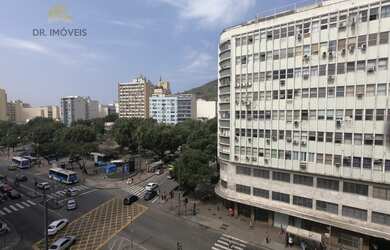 Imagem: O apartamento possui 2 Dormitórios, 1 Banheiro e 80m² de Área