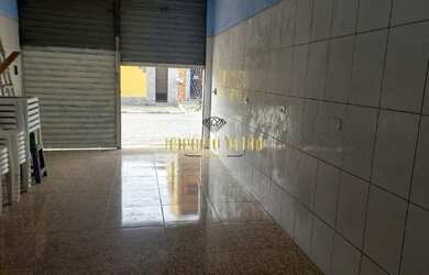 Imagem: O depósito para alugar possui e está localizado em Vila Amorim