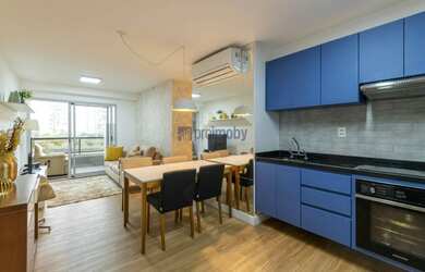 Imagem: O apartamento possui 2 Dormitórios, 2 Banheiros, 1 Vaga na