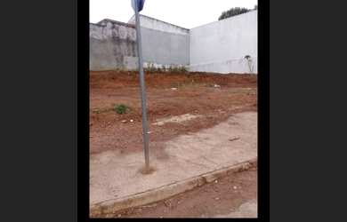 Imagem 1: Terreno grande. 300m² de Área