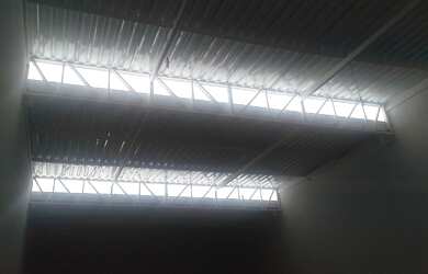 Imagem 11: Galpão moderno Galpão / depósito com 2 vagas na garagem