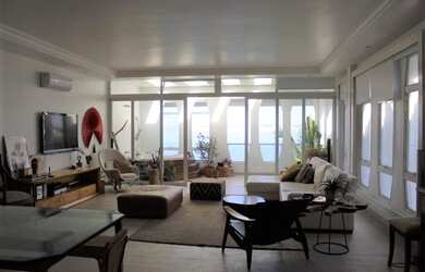 Imagem: O apartamento possui 3 Dormitórios, 4 Banheiros, 1 Vaga na