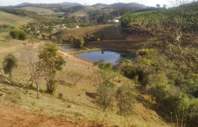 Imagem 3: Lote/Terreno para venda possui 1000 metros quadrados em Vitória Régia...