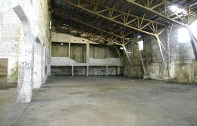 Imagem 15: Galpão/Depósito/Armazém para venda possui 2830 metros quadrados em...