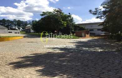 Imagem: O depósito possui 830m² de Área e está localizado em Campo