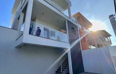 Imagem: Linda casa no bairro Portal dos Ipês Cajamar com 3 dormitórios