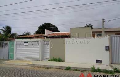 Imagem: A casa possui 3 Dormitórios, 1 Banheiro, 4 Vagas na garagem