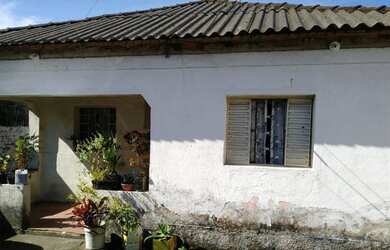 Imagem 3: Terreno com casa no local, para reforma ou demolição por R$ 250.000...