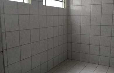 Imagem 4: galpão bem localizado. 2.000m² de Áreae5 Vagas na garagem