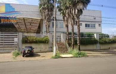 Imagem: O depósito possui 5 Vagas na garagem, 5.223m² de Área e