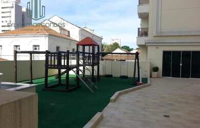 Imagem: O apartamento possui 3 Dormitórios, 1 Banheiro, 1 Vaga na garagem