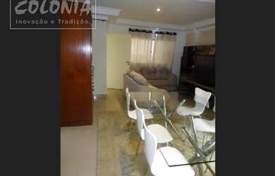 Imagem: A casa possui 3 Dormitórios, 2 Banheiros, 4 Vagas na garagem