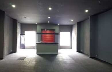 Imagem: O depósito possui 336m² de Área e está localizado em Vila