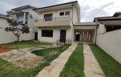 Imagem: A casa em condomínio possui 2 Dormitórios, 3 Banheiros, 3