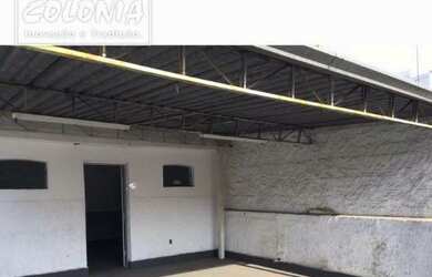 Imagem: O depósito possui 741m² de Área e está localizado em Centro