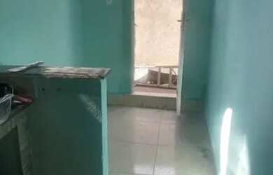 Imagem: O quarto e está localizado em Prados Verdes, Nova Iguaçu para