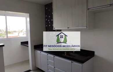 Imagem: O apartamento possui 3 Dormitórios, 1 Banheiro, 1 Vaga na garagem