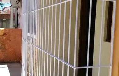 Imagem 2: Aluga-se em Pau Amarelo. 1 Vaga na garageme2 Dormitórios