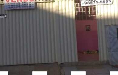 Imagem: A casa possui 2 Dormitórios, 2 Banheiros, 1 Vaga na garagem