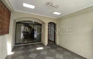 Imagem: A casa possui 2 Dormitórios, 2 Banheiros, 1 Vaga na garagem