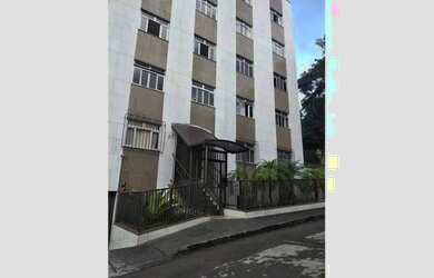 Imagem: O apartamento possui 2 Dormitórios, 1 Banheiro e 72m² de Área