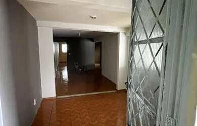 Imagem: O quarto está localizado em Campos Elíseos, Resende para alugar