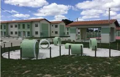 Imagem: O apartamento possui 2 Dormitórios, 1 Banheiro, 2 Vagas na