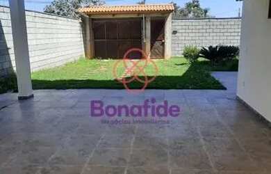 Imagem: A casa possui 2 Dormitórios, 2 Banheiros, 5 Vagas na garagem