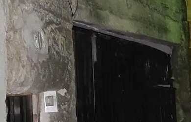 Imagem: A casa possui 1 Dormitório, 1 Banheiro, 40m² de Área e está