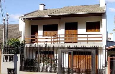 Imagem: A casa possui 2 Dormitórios, 1 Banheiro, 209m² de Área e