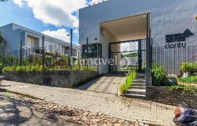 Imagem: A casa em condomínio possui 3 Dormitórios, 3 Banheiros, 2