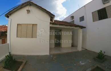 Imagem: A casa possui 2 Dormitórios, 1 Banheiro e 80m² de Área e