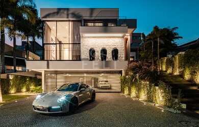 Imagem: A casa em condomínio possui 5 Dormitórios, 5 Banheiros, 5