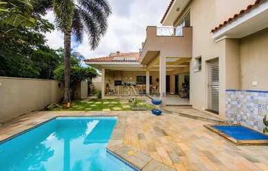 Imagem: A casa em condomínio possui 3 Dormitórios, 5 Banheiros, 4