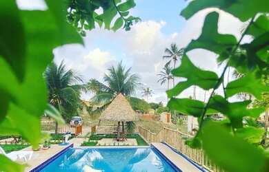 Imagem: A pousada chalé possui 5 Dormitórios, 5 Vagas na garagem e