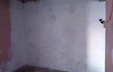 Imagem: A casa possui 3 Dormitórios e 1 Banheiro e está localizado