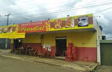 Imagem: O depósito possui 5 Vagas na garagem e está localizado em