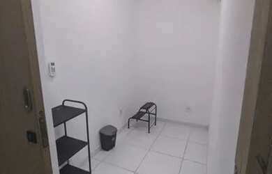 Imagem: O quarto está localizado em Taquara, Rio de Janeiro para alugar