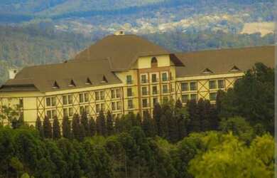 Imagem: O studio possui 1 Dormitório, 1 Banheiro, 5 Vagas na garagem