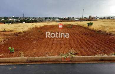 Imagem: O terreno possui 12m² de Área e está localizado em Aclimação