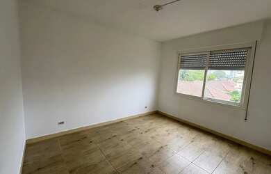 Imagem: O apartamento possui 2 Dormitórios, 1 Banheiro, 55m² de Área