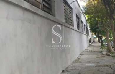 Imagem: O depósito possui 800m² de Área e está localizado em Barra