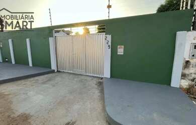 Imagem: A casa possui 1 Dormitório, 1 Banheiro, 3 Vagas na garagem