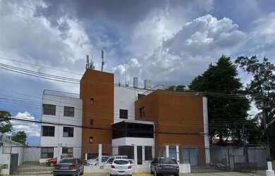 Imagem 2: Prédio comercial à venda em Cotia-SP Galpão com 4 salas, 14 banheiros,...