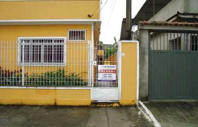 Imagem: A casa possui 1 Dormitório, 1 Banheiro, 45m² de Área e está