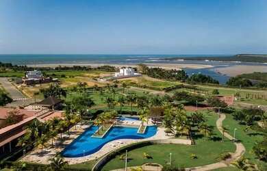 Imagem: O terreno possui 450m² de Área e está localizado em Barra