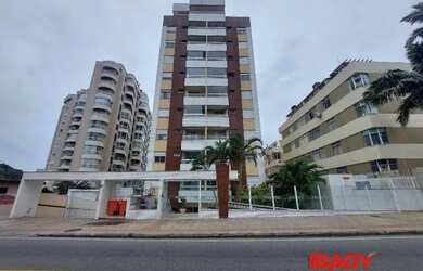 Imagem: O apartamento possui 2 Dormitórios, 2 Banheiros, 2 Vagas na